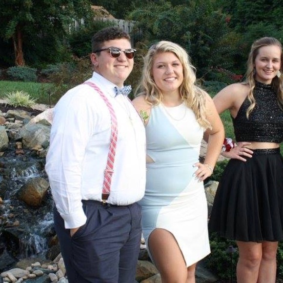 Elizabeth and James Dresses & Skirts - Elizabeth and James formal dress worn once